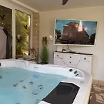 Pagar - With Hydromassage Pool, Pets Friendly וילה *