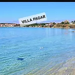 Pagar - With Hydromassage Pool, Pets Friendly וילה