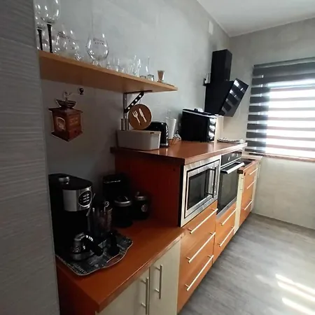 Pagar - With Jacuzzi - Renovated In 2022 * ポヴリャナ
