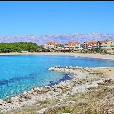 Pagar - With Hydromassage Pool, Pets Friendly And Fresh Interior 2026