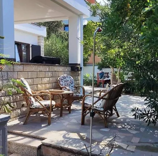 Pagar - With Hydromassage Pool, Pets Friendly * Povljana