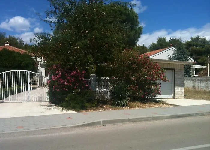 Pagar - With Hydromassage Pool, Pets Friendly