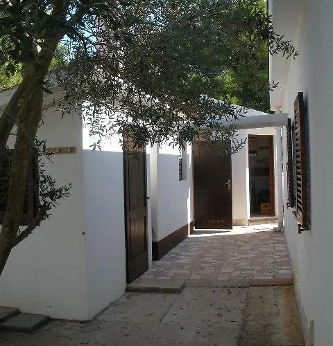 Vila Pagar - With Hydromassage Pool, Pets Friendly