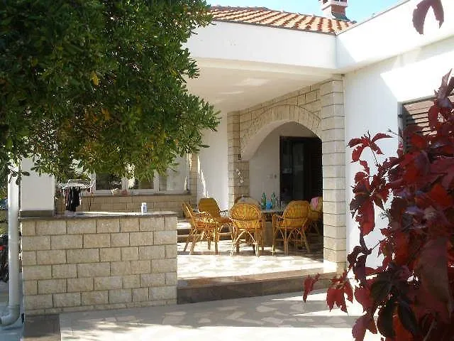 Pagar - With Hydromassage Pool, Pets Friendly Villa