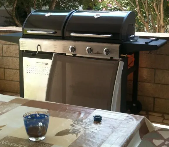 Villa Pagar - With Hydromassage Pool, Pets Friendly Povljana