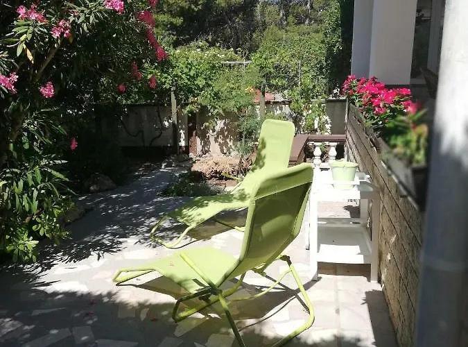 Pagar - With Hydromassage Pool, Pets Friendly