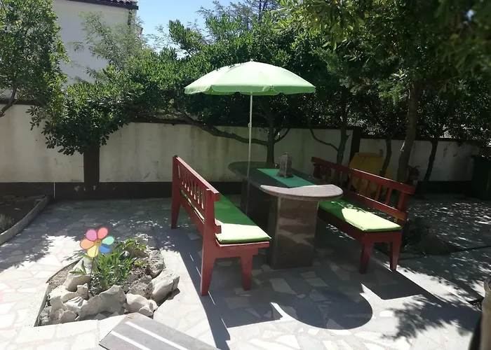 Pagar - With Hydromassage Pool, Pets Friendly Villa *