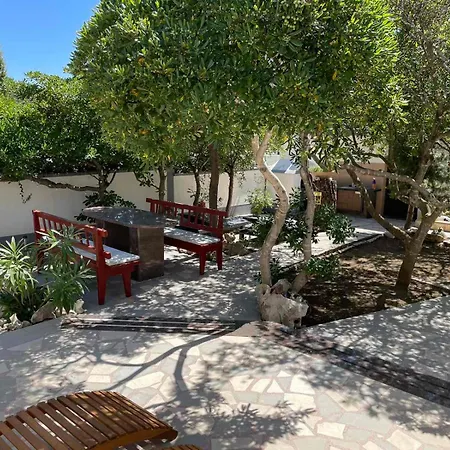 Vila Pagar - With Hydromassage Pool, Pets Friendly
