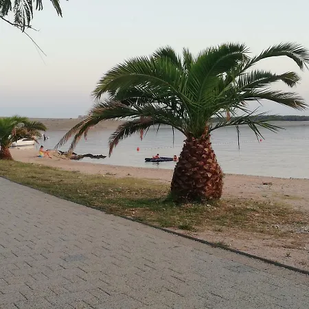 Pagar - With Hydromassage Pool, Pets Friendly Villa *
