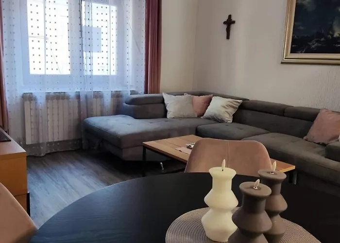 Pagar - With Hydromassage Pool, Pets Friendly Вилла *