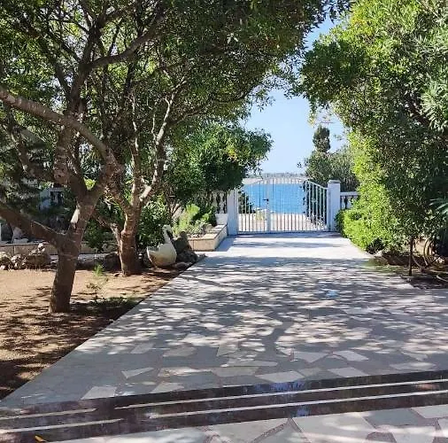 Vila Pagar - With Hydromassage Pool, Pets Friendly *