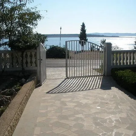 Willa Pagar - With Hydromassage Pool, Pets Friendly And Fresh Interior 2026