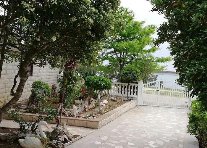 Pagar - With Hydromassage Pool, Pets Friendly פובליאנה