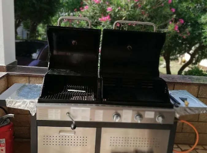 Pagar - With Hydromassage Pool, Pets Friendly *